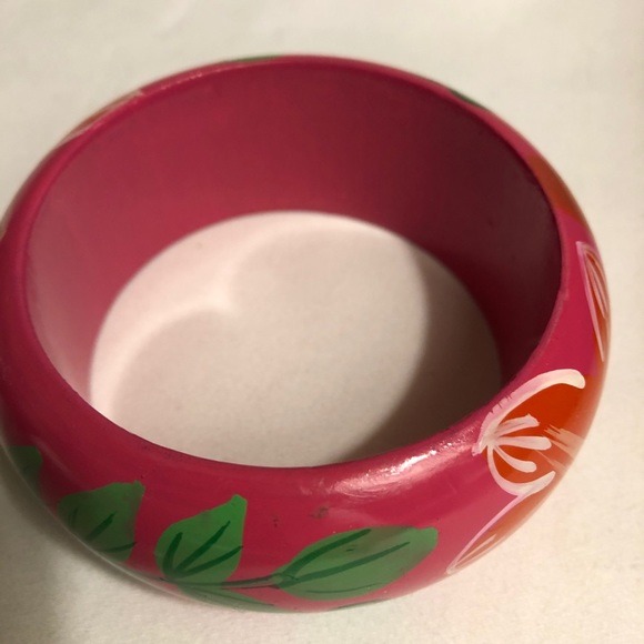 Vintage Wooden Bracelet with Hand Painted Flowers - Picture 12 of 13